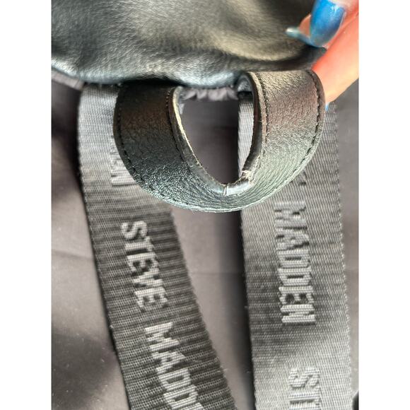 Steve Madden Womens Faux Leather Backpack Logo Strap Adjustable‎ Black One Size - Picture 6 of 6
